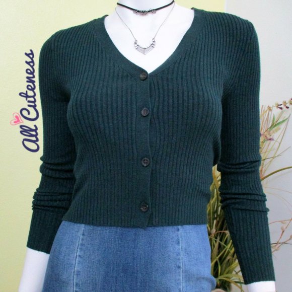 Active USA Sweaters - Button Down Cropped Sweater Cardigan Size M